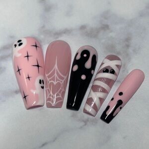 Hand painted press on nails - Pink Halloween 🎃
